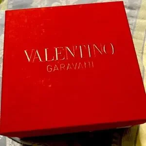 VALENTINO 80 inches black and red belt Valentino V Buckle Black and Red Reversible Belt - 80/32 – I  main image 4